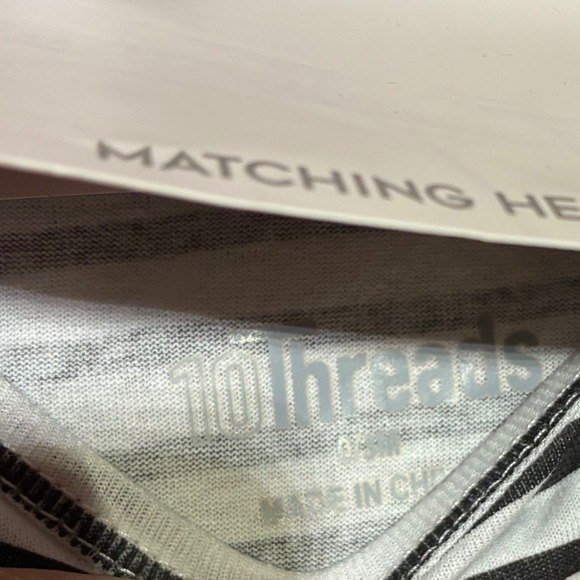 10 Threads Baby Halloween‎ Bodysuit 0-3 M Striped Long Sleeve Moms Boo - Picture 2 of 2